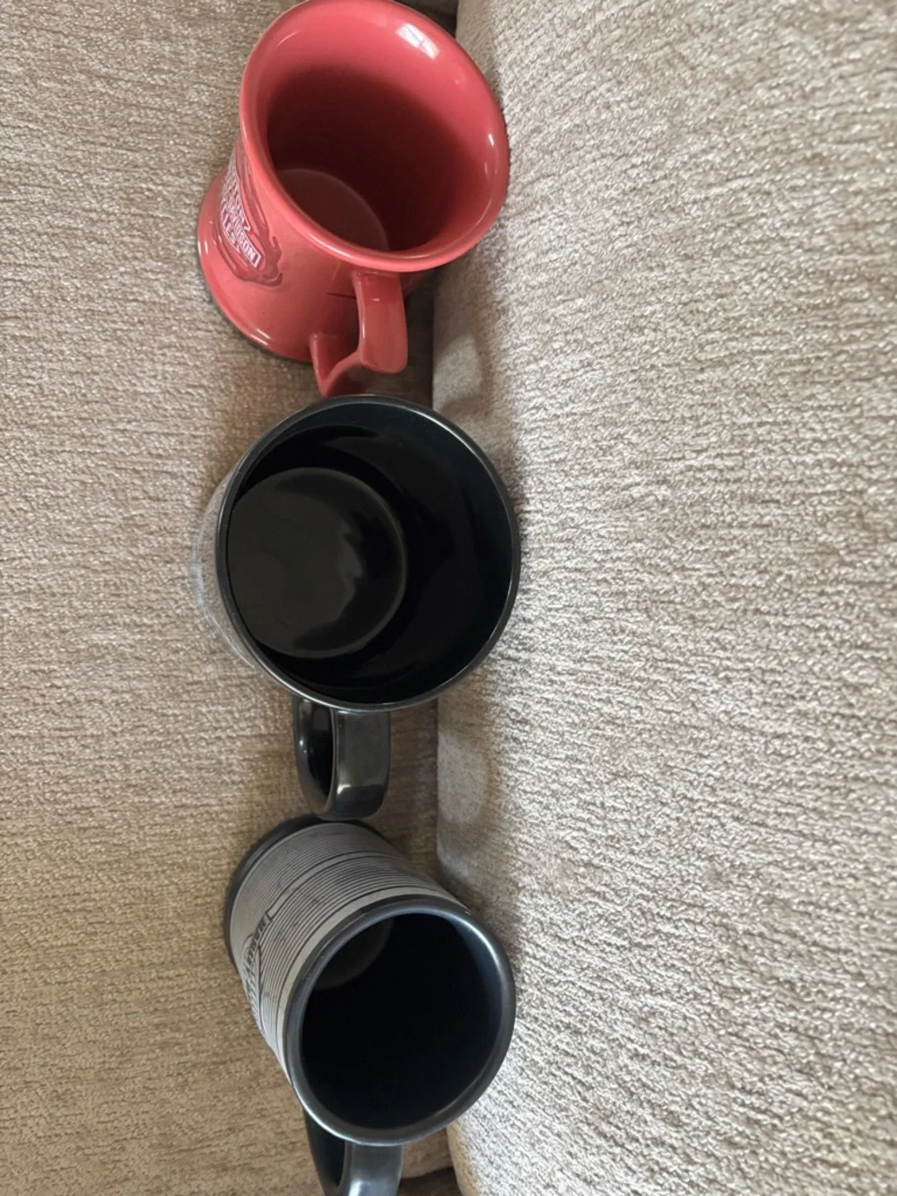 Set of 3 Vintage Harley-Davidson Collectible Mugs - Flames, Eagle, Striped - Picture 5 of 6